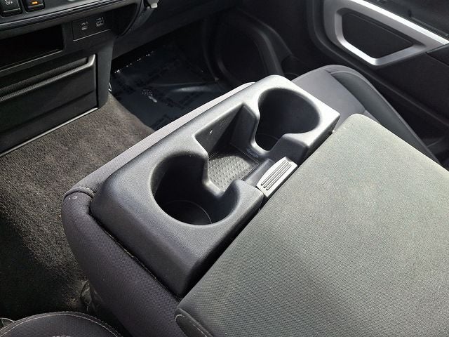 2022 Nissan Titan SV