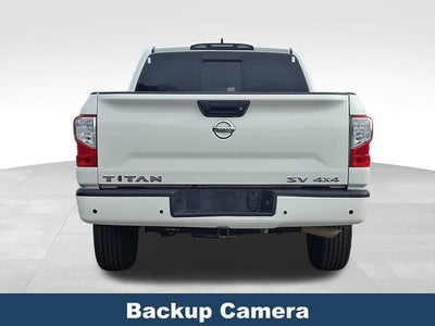 2022 Nissan Titan SV
