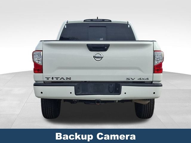 2022 Nissan Titan SV