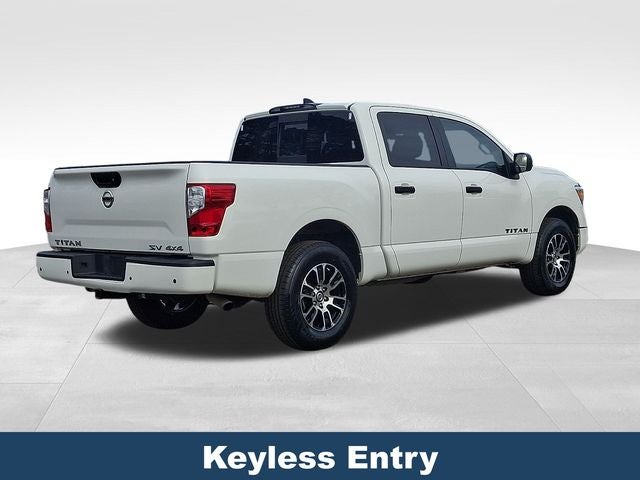 2022 Nissan Titan SV