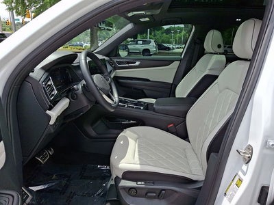 2024 Volkswagen Atlas Cross Sport 2.0T SEL Premium R-Line