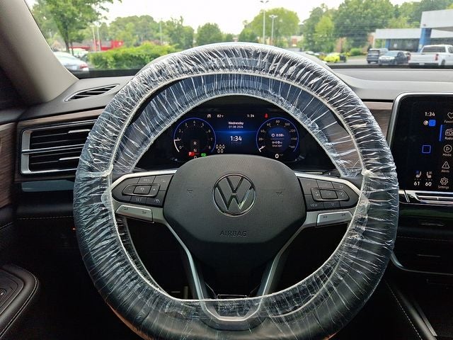 2024 Volkswagen Atlas 2.0T SEL Premium R-Line