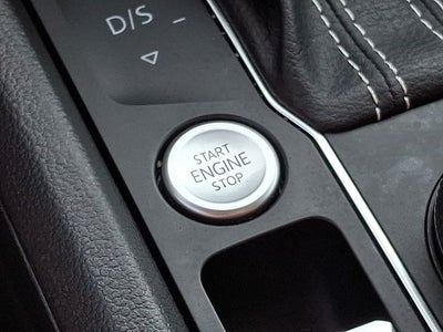 2022 Volkswagen Atlas Cross Sport 2.0T SEL R-Line