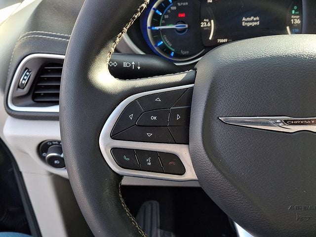 2022 Chrysler Pacifica Hybrid Touring L