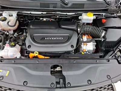 2024 Chrysler Pacifica Hybrid Select