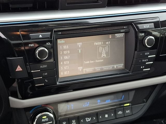 2015 Toyota Corolla LE Plus