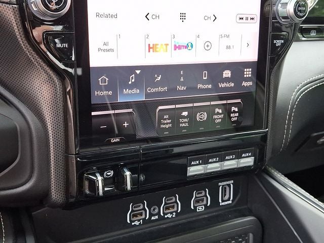 2025 RAM 3500 Limited