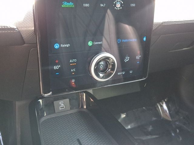 2022 Ford Mustang Mach-E Select
