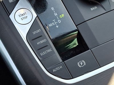 2022 BMW 3 Series 330e iPerformance