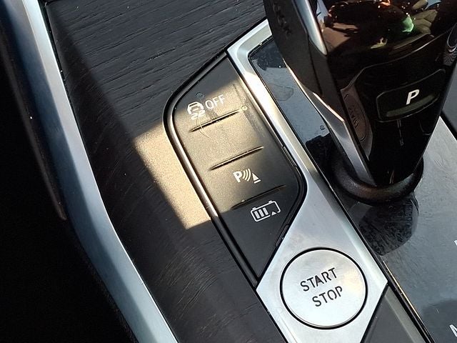 2022 BMW 3 Series 330e iPerformance