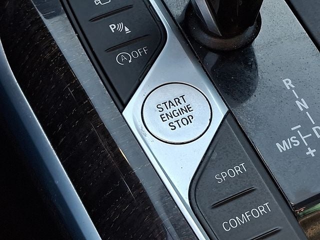 2021 BMW 3 Series 330i