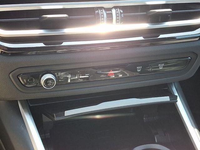 2023 BMW 3 Series 330i