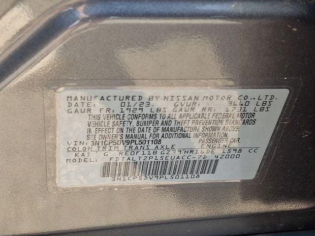 2023 Nissan Kicks SR