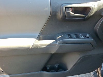 2022 Toyota Tacoma SR V6