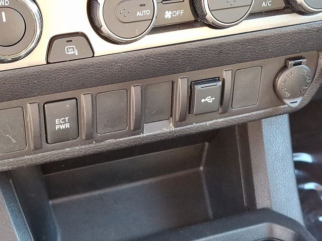 2022 Toyota Tacoma SR V6