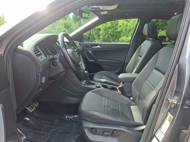2021 Volkswagen Tiguan 2.0T SE R-Line Black
