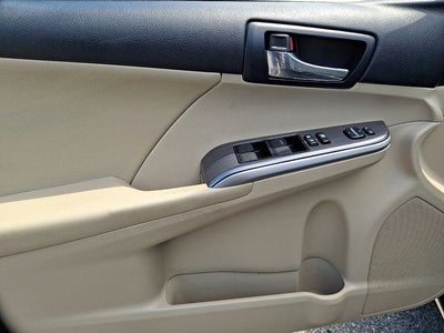 2012 Toyota Camry Hybrid XLE