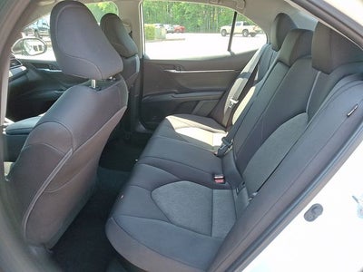 2022 Toyota Camry Hybrid LE