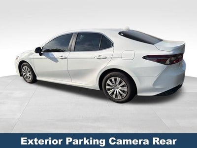 2022 Toyota Camry Hybrid LE