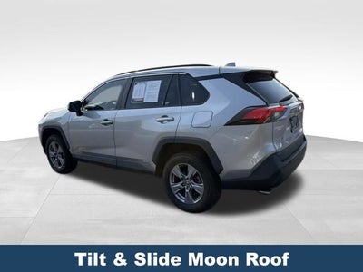 2022 Toyota RAV4 Hybrid XLE