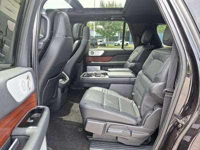 2022 Lincoln Navigator L Reserve