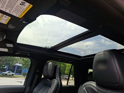 2022 Lincoln Navigator L Reserve