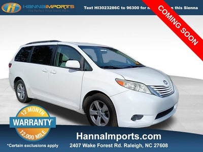 2015 Toyota Sienna LE 8 Passenger