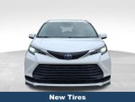 2021 Toyota Sienna LE 8 Passenger