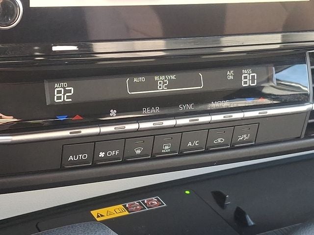 2025 Toyota Sienna LE 8 Passenger