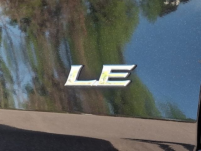 2025 Toyota Sienna LE 8 Passenger