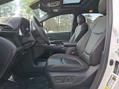 2023 Toyota Sienna XSE 7 Passenger