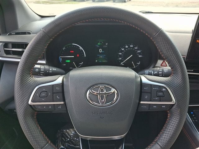 2023 Toyota Sienna XSE 7 Passenger