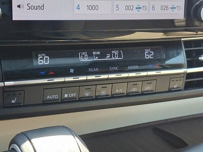 2021 Toyota Sienna XLE 8 Passenger