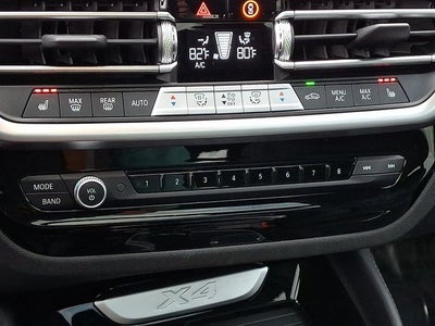 2025 BMW X4 xDrive30i