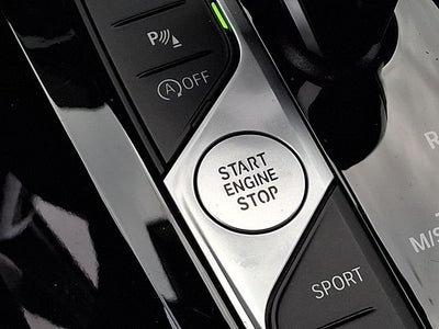 2025 BMW X4 xDrive30i