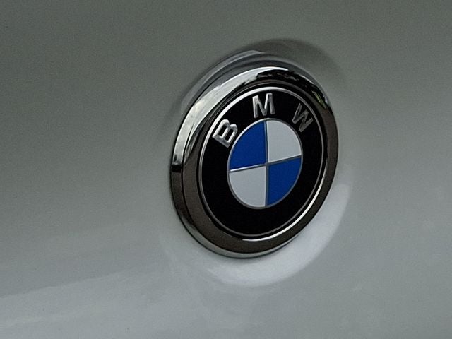 2025 BMW X4 xDrive30i