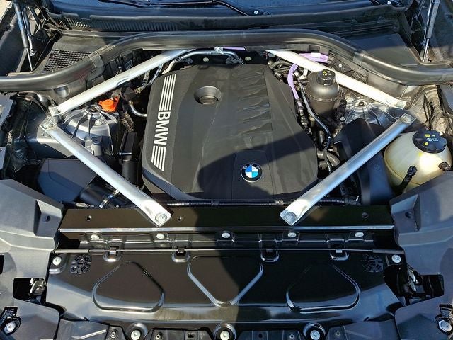 2025 BMW X6 xDrive40i