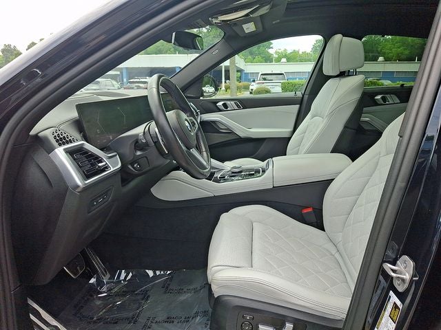 2024 BMW X6 M60i