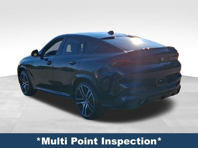 2022 BMW X6 M50i