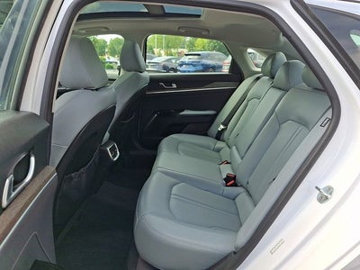 2022 Kia K5 EX