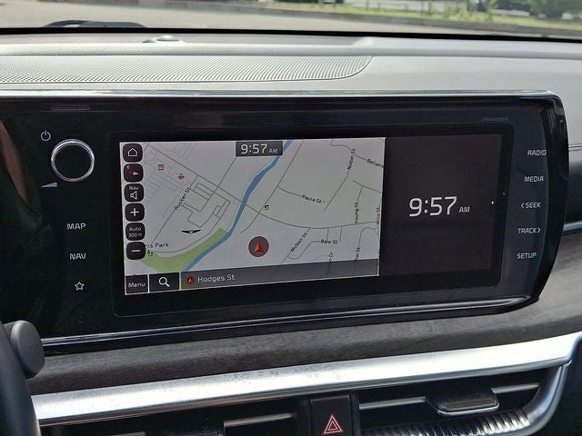 2022 Kia K5 EX