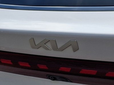 2022 Kia K5 EX