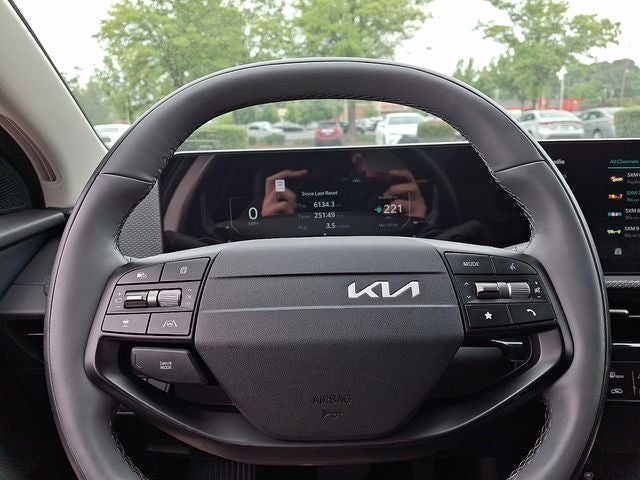 2025 Kia EV6 Wind