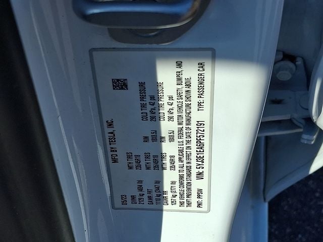 2023 Tesla Model 3 Base