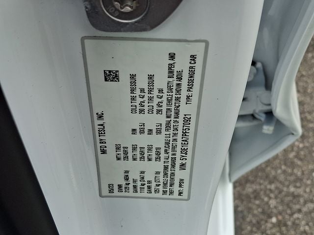 2023 Tesla Model 3 Base