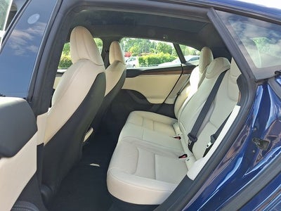2022 Tesla Model S Base
