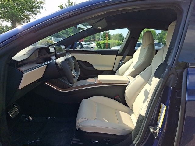 2022 Tesla Model S Base