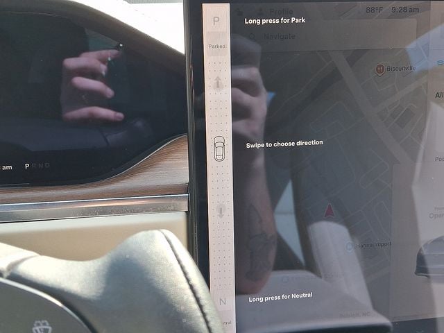 2022 Tesla Model S Base