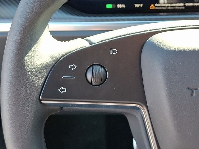 2022 Tesla Model S Plaid