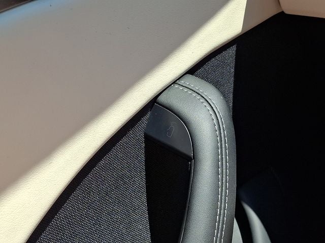 2023 Tesla Model S Plaid